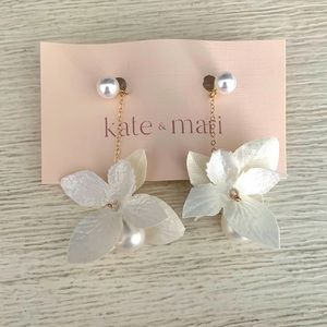 Kate & Mark flower pearl drop earrings